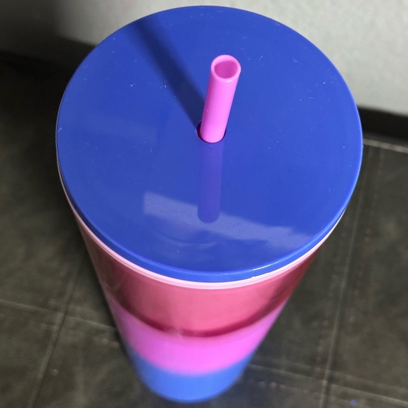 Starbucks Venti Pink and Blue tumbler - Picture 3 of 4